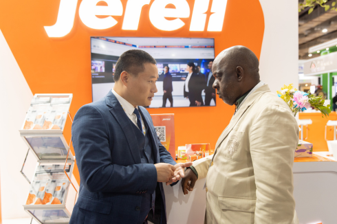 MAXIMISE BRAND EXPOSURE